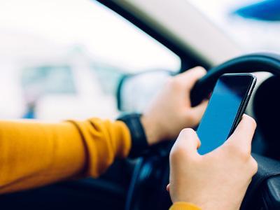 Bloomingdale, IL Personal Injury Lawyers for Injuries Caused by Distracted Drivers