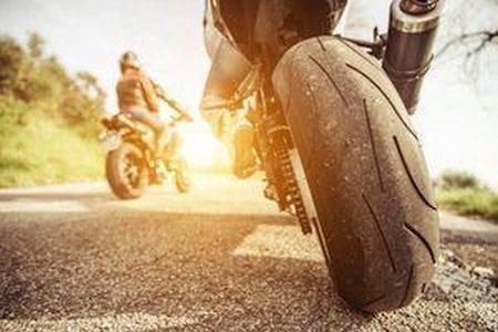 DuPage County personal injury attorney, motorcyclists and lane splitting